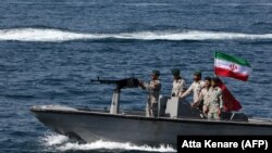 یکی از قایقهای نظامی ایران در تنگه هرمز