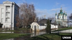 Попередній кошторис для виконання робіт та вивезення сміття склав 772 тисячі гривен