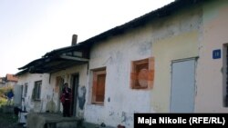 Kuća jedne od siromašnih porodica u Tuzli, septembar 2010.