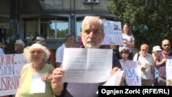 Protest ispred zgrade Ministarstva pravde