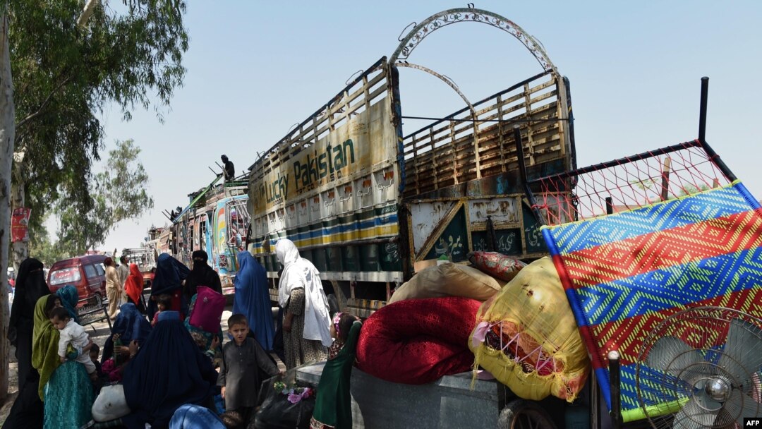 آرشیف، مهاجرین افغان برگشته از پاکستان