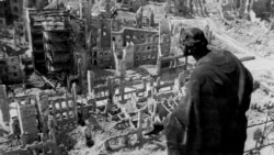 Дрезден після бомбардування, 1945