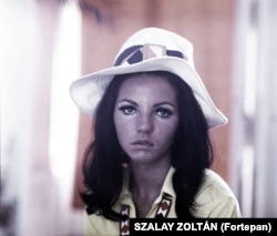 A portrait of pop singer Sarolta Zalatnay in 1969.