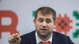 MOLDOVA -- Moldovan parliamentary candidate, leader of Shor Politic Party, Ilan Shor, gestures at the briefing of the electoral campaign totalization at party's headquarter in Chisinau, Moldova, 22 February 2019