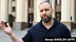 «Вони через телеграм-канали отримують повідомлення від спецслужб РФ, які пропонують за винагороду здійснити підпал того чи іншого обʼєкта»