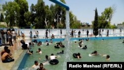 در افغانستان مراکز کمتری برای شنای حرفه‌ای ایجاد شده و جوانان و نوجوانان دسترسی کمتری به مراکز استندرد دارند.
