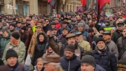 Прихильники Міхеїла Саакашвілі мітингують у центрі Києва (відео)