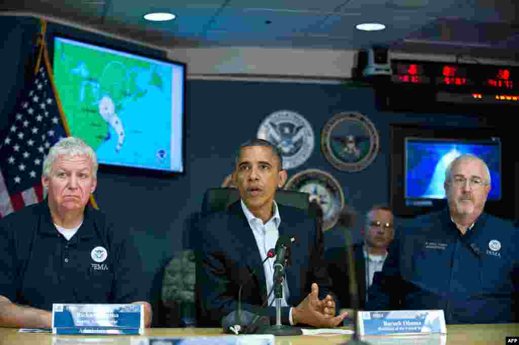 U.S. President Barack Obama speaks to the press after a briefing on Hurricane Sandy at the Federal Emergency Management Agency (FEMA) in Washington. 