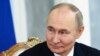 Кремль заявил о «содержательном» телефонном разговоре Путина и Макрона