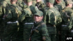 Возможно, что около 450 военнослужащих Вооруженных сил Южной Осетии вскоре окажутся на улице, пополнив армию безработных в республике