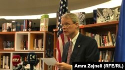 Greg Delavi, ambasador SAD-a na Kosovu