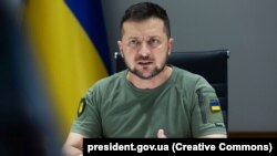 Володимир Зеленський також планує поновити практику звернень до іноземних аудиторій
