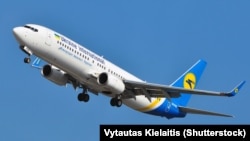 До Антимонопольного комітету надійшли повідомлення, що найбільший національний авіаперевізник – «Міжнародні авіалінії України» – різко підняв ціни на квитки
