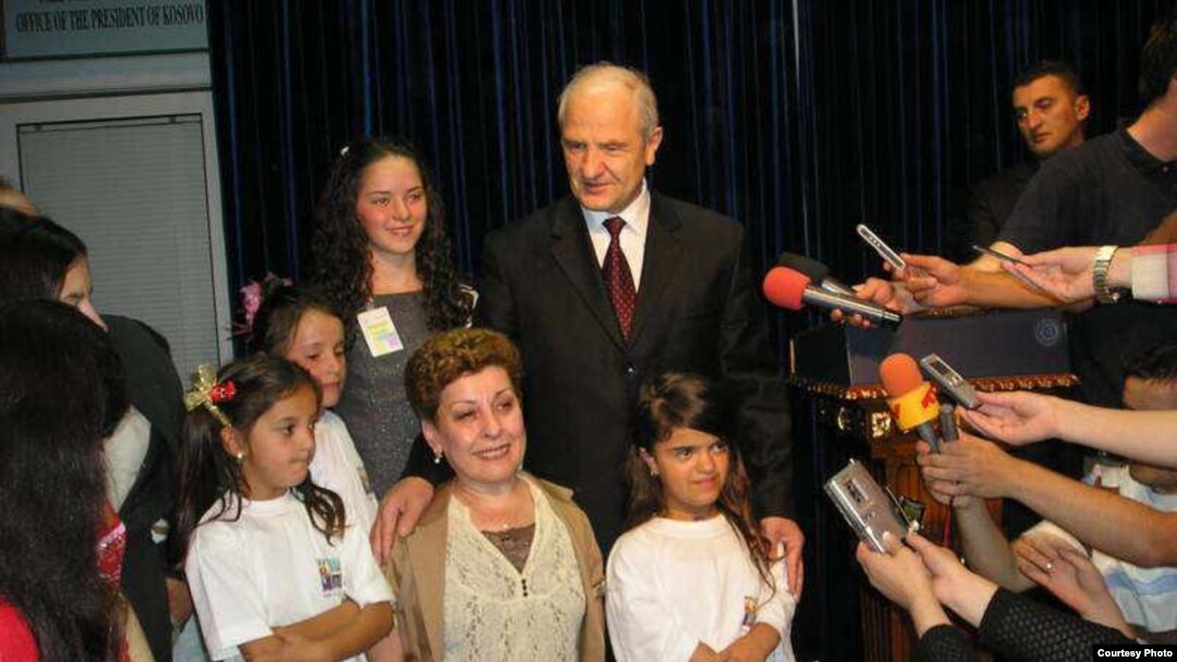 Hiljmnijeta Apuk sa predsednikom Kosova Fatimirom Sejdiuom
