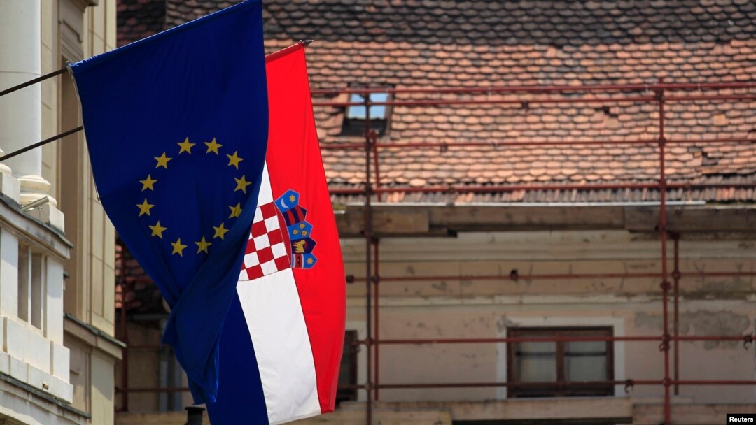 Zastave EU i Hrvatske