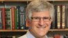 Izbor da ne primite vakcinu nije izbor bez rizika, navodi u intervjuu za RSE Pol Ofit (Paul Offit), direktor Centra za edukaciju o vakcinama, ujedno član grupe stručnjaka američke Uprave za hranu i lekove koja je dala zeleno svetlo za upotrebu Pfizer/BioNtech vakcine u SAD.
