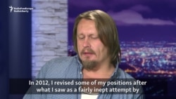 Dissident Artist Backs Putin And Wants To Return To Russia