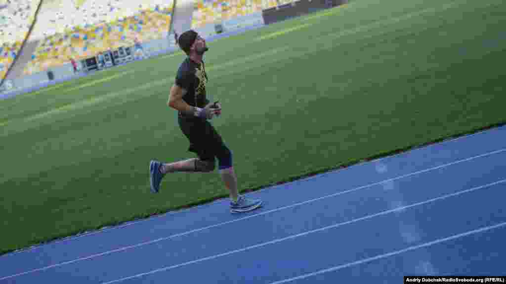Тренуються українські ветерани на НСК «Олімпійський» двічі на тиждень
