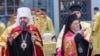 Прихожани ЦПУ відзначатимуть Різдво 25 грудня, а не 7 січня. Водночас перехід не стосуватиметься Великодня і деяких інших свят, зокрема Трійці.