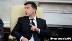 Указ Зеленського набирає чинності з дня його опублікування
