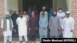په دره ادم خېلو کې رضاکاران