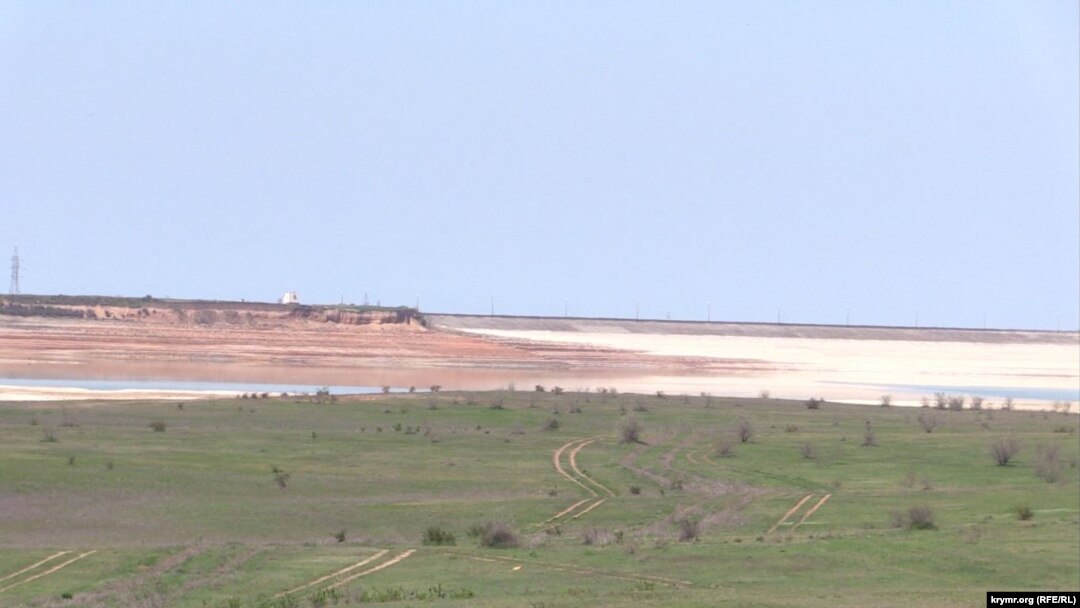 Міжгірне водоймище в Криму, архівне фото