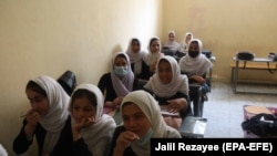 تصویر آرشیف: یکی از مکاتب دخترانه در ولایت هرات
