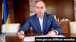 Степанов: усі лікарі, які боролися з COVID-19 у березні, повинні були отримати 300% посадового окладу