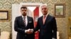 Ambasador Vladimir Božović (lijevo) prilikom predaje akreditiva crnogorskom predsjedniku Milu Đukanoviću, Cetinje, 28. januar 2020.