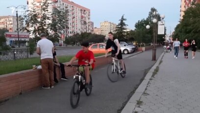 ირაკლი ციხელაშვილი ველოსიპედით მოძრაობაზე